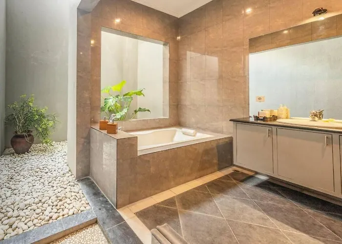 Akmali - 3 Bedrooms