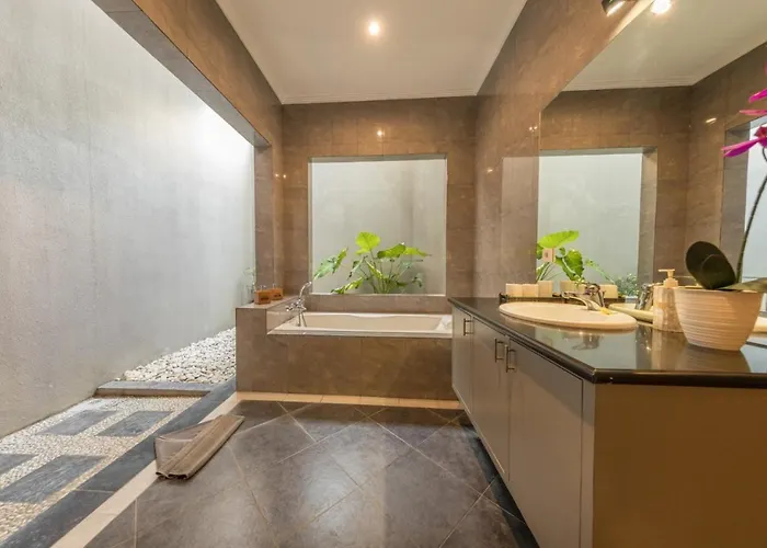 Villa Akmali - 3 Bedrooms *
